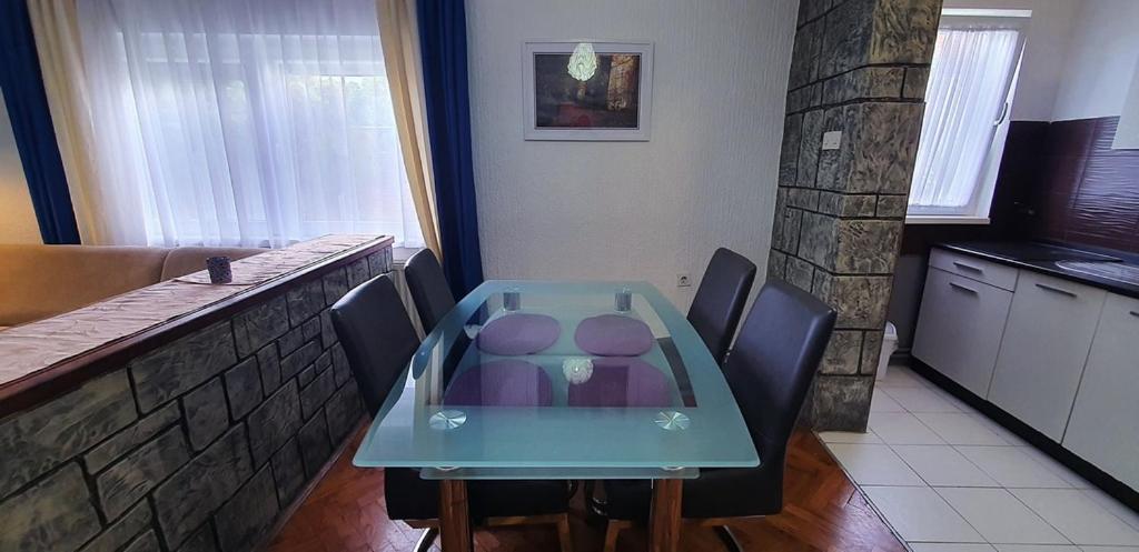 Apartman Ksenija Ðakovo Kültér fotó